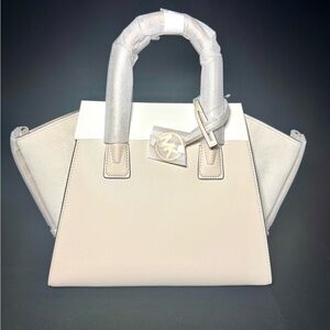 Michael Kors Avril Extra Large Top Zip Tote Shoulder Leather Bag Light Cream